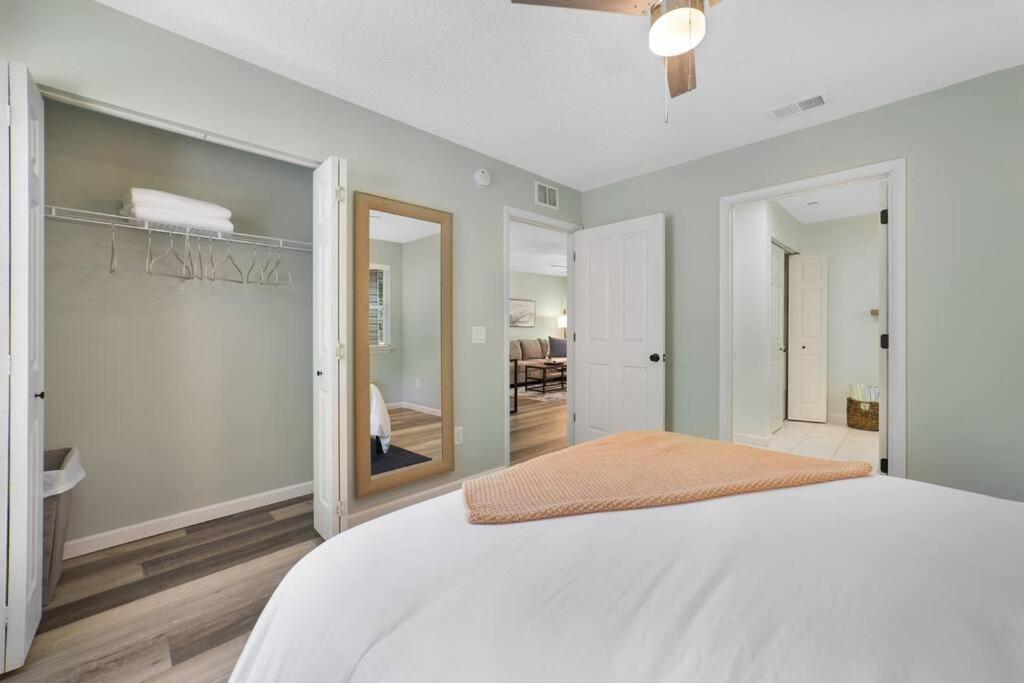 New Modern Bungalow Close To Downtown! Fully Fenced Yard St. Augustine Buitenkant foto